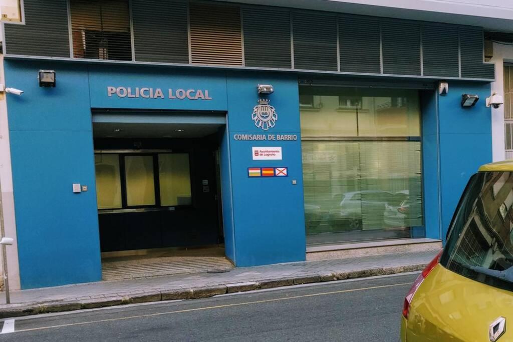 Agradable, Luminoso, Wifi, Junto Al Ayuntamiento